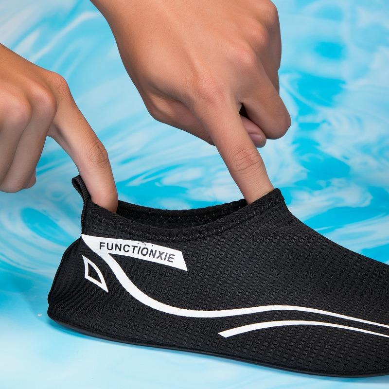 2026 Spring/Summer New Arrivals: Couple's Yoga Shoes, Slip-on Soft Indoor Home Casual Shoes, Foldable Portable Water Shoes, Men's Barefoot Swimming, Surfing, Beach Sports, Quick-drying Shoes