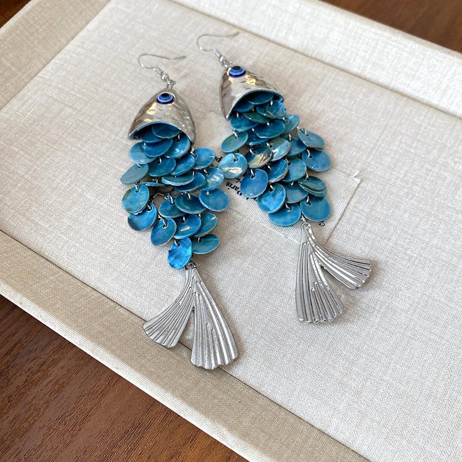 Organic Shell Drop Earrings, Women's Coastal Animal Jewelry with Fish Shape and Fringe Detail for Daily Wear, Beach, Natural, Alloy, Beachwear, Whimsical Earrings, Fish Silhouette, Shell Alloy, Standard Post Organic Shell Drop Earrings, Women's Coastal Animal Jewelry with Fish Shape and Fringe Detail for Daily Wear, Beach, Natural, Alloy, Beachwear, Whimsical Earrings, Fish Silhouette, Shell Alloy, Standard Post