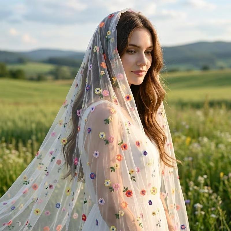 Embroidered Chiffon Table Runner, Daisy Floral Design, Ideal for Weddings, Parties, Home Decor, Outdoor Events, Perfect for Tables and Chairs