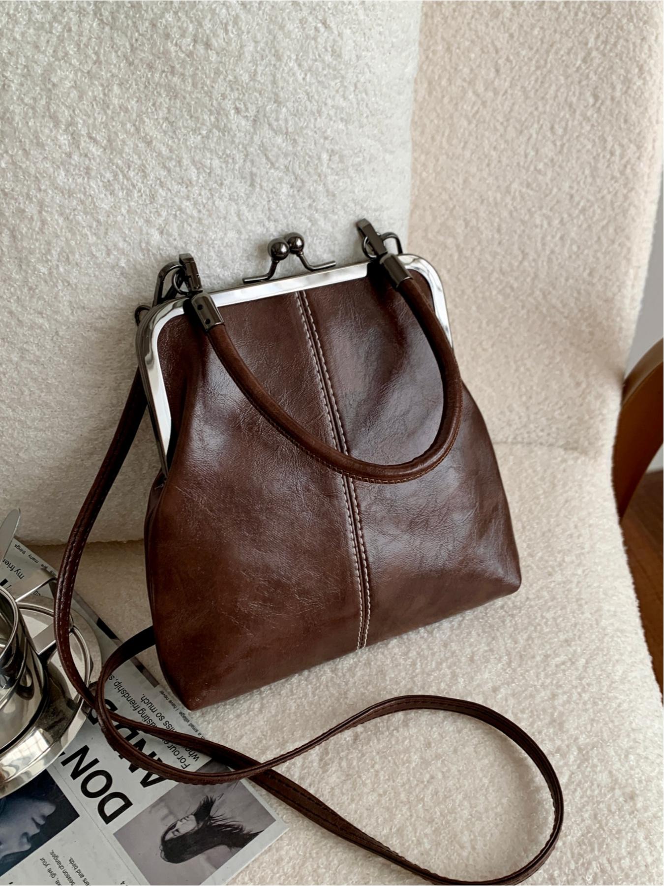 European and American style retro clasp purse, high-end waxed leather crossbody bag, niche design, suitable for parties, dinners, shopping, commuting, and everyday accessories, Lightweight Crossbody Bag, Fashionable Unique Bags