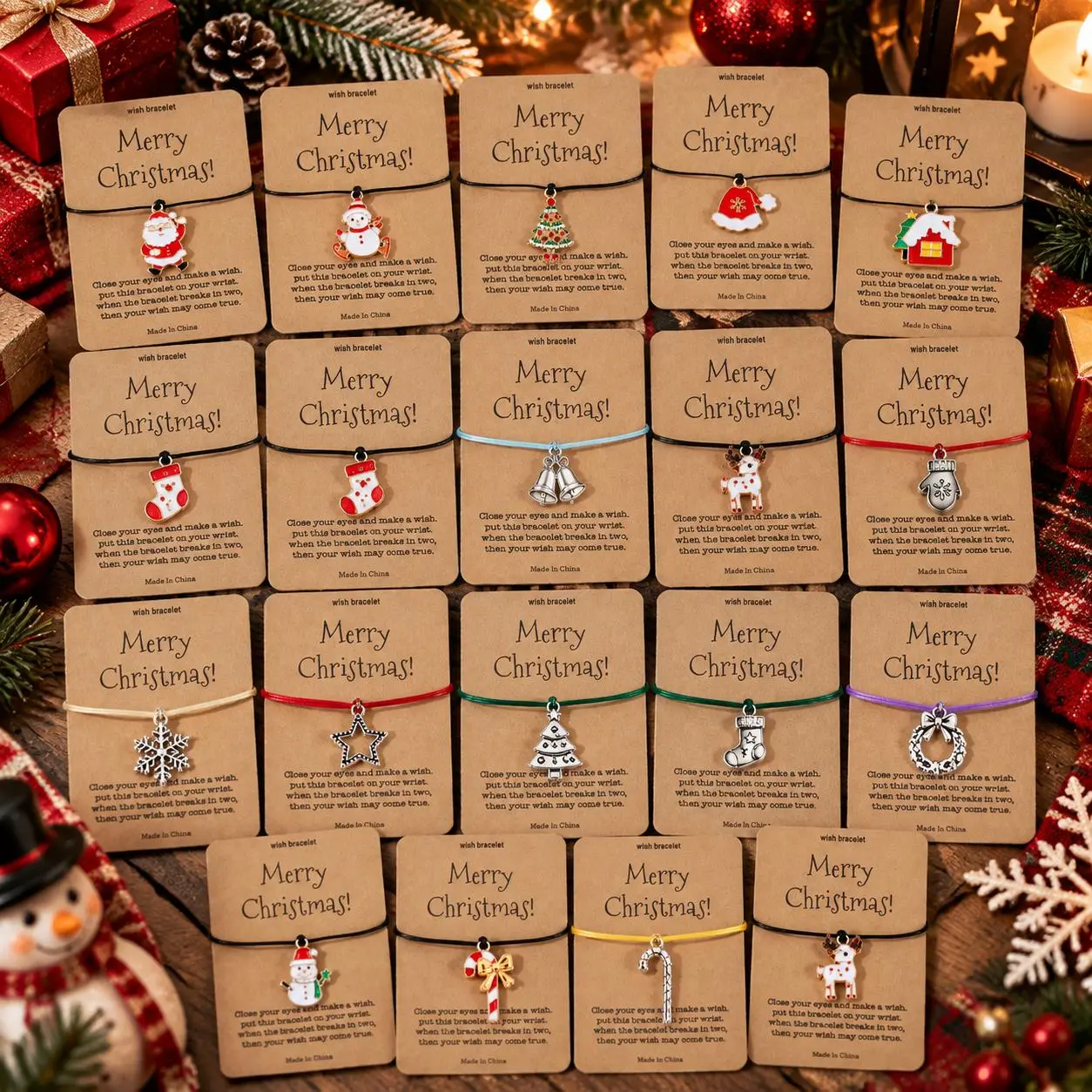 Cartoon Christmas Bracelet, 1Pc/6Pcs/9Pcs Santa Claus Christmas Tree Snowman Pendant Candy House Christmas Hat Christmas Stocking Charm Accessories XMAS Stackable Braided Bracelets, Merry Christmas with Card Bracelet, Christmas Gift Party Wear Jewelry