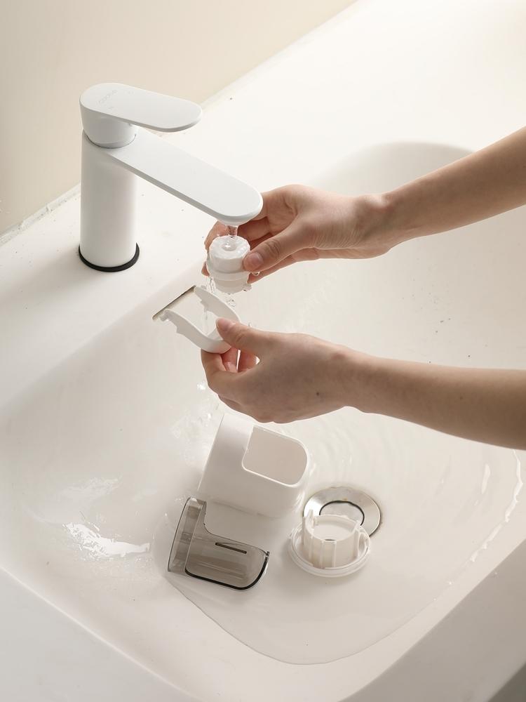 Automatic Toothpaste Squeezer Dispenser, Dustproof Wall-Mounted Design, Toothbrush Storage, Easy-To-Use Oral Care Accessory for Home Bathroom Essentials