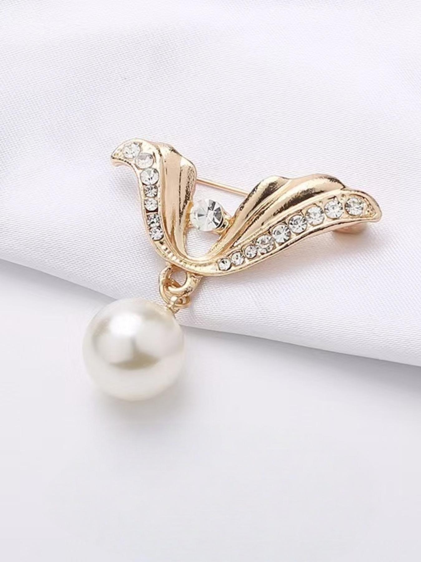 Pants Waist Adjuster for Too Big Jeans, Dress Tightener Clip Brooch, Anti-Exposure Cardigan Fastener Pin, No-Sew Waistband Reducer for Skirts Trousers, Christmas Thanksgiving Mother's Day Gift for Women