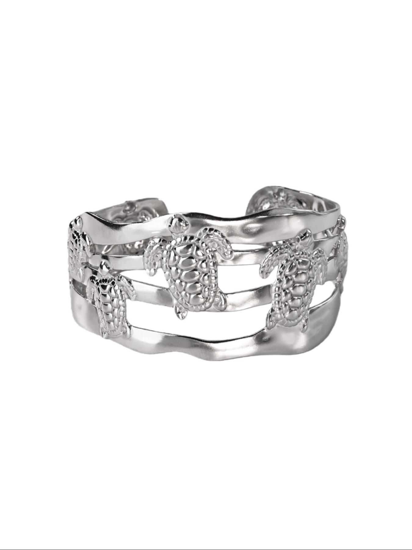 Stainless Steel Turtle Bracelet for Women, Silver Color, Casual Style, Waterproof, Perfect Gift for Birthdays, Parties, Weddings, Holidays