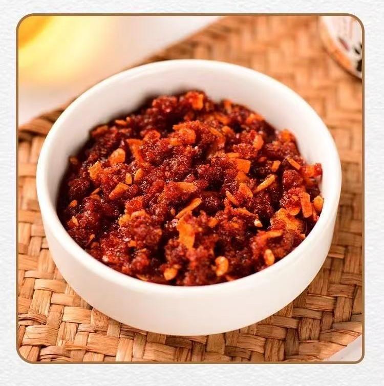 S&B chili oil w/Crunchy Garlic 3.88 oz (pack of 2) Sauce Sugar Sauce Flavor Umami Topping Salt Dip Soy Sesame peri  peri  sauce crunchy  garlic  with  chili  oil smuckers awaze  sauce Onion Seed