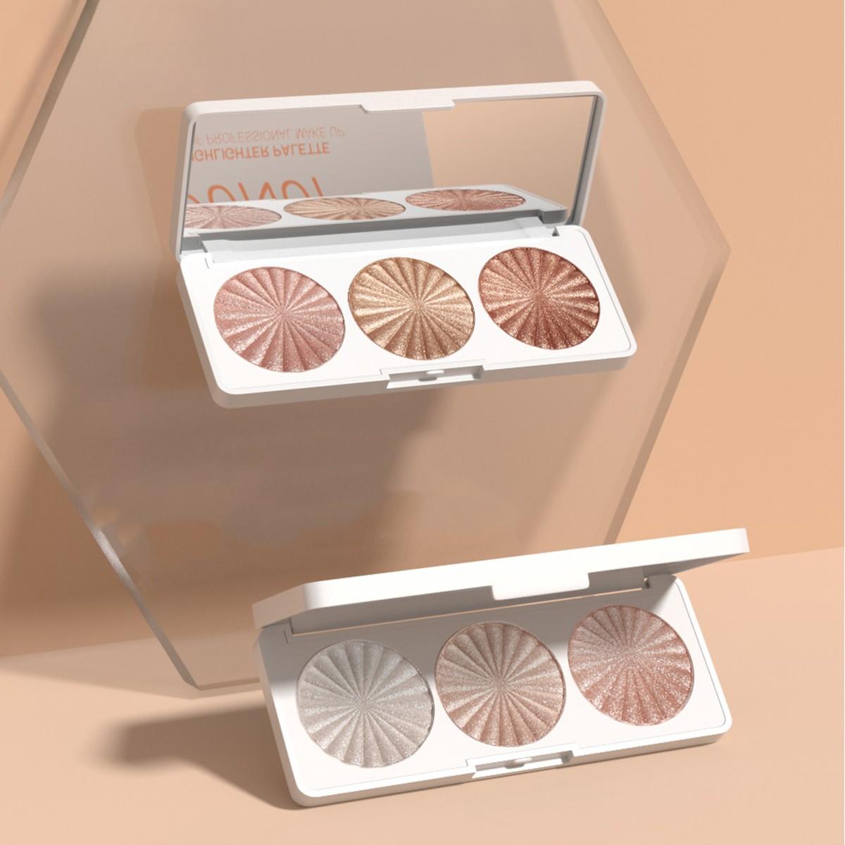 3-color highlighter palette, waterproof long-wearing multi-functional makeup palette. Available in 3 shades ranging from light pink to shimmering gold, it can be used as blush, contour, eyeshadow and facial brightener. This portable facial makeup product