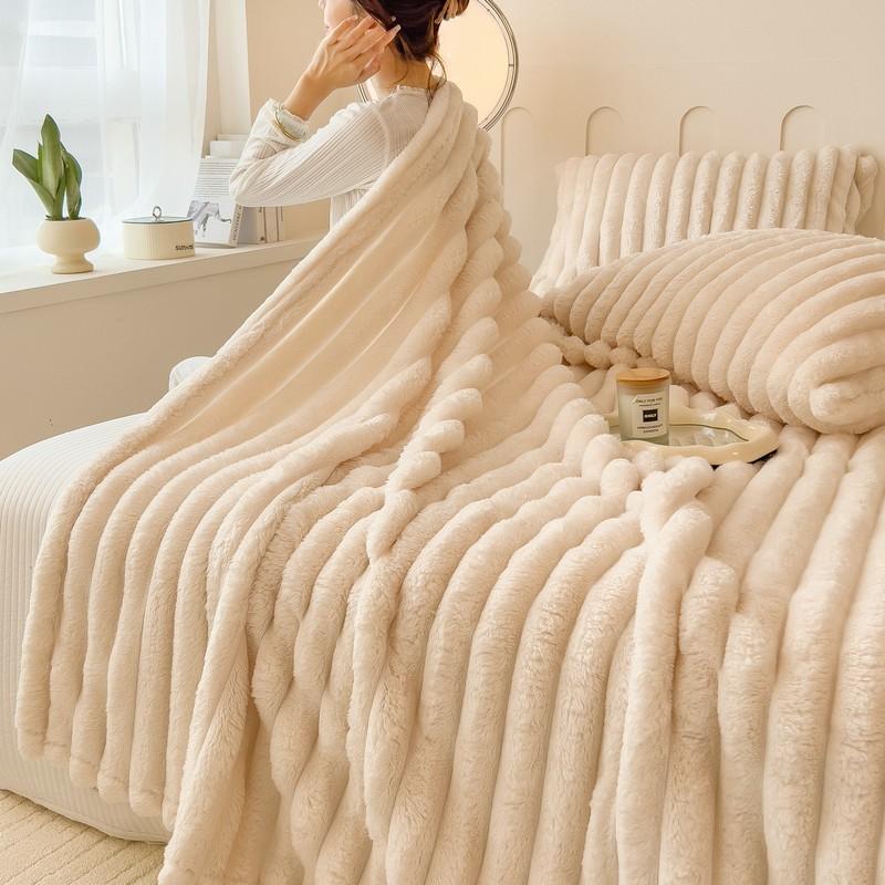 Luxurious Reversible Rabbit Fur Throw Blanket, Soft and Comfortable, Ideal for Home, Office, and Outdoor Use, Single Piece