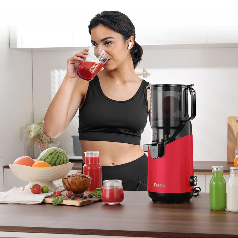 Juicer Machines, Cold Press Juicer with 4.25" Large Feed, Slow Masticating Juicer Fit Whole Vegetable and Fruit, High Juice Yield Juicer Easy to Clean
