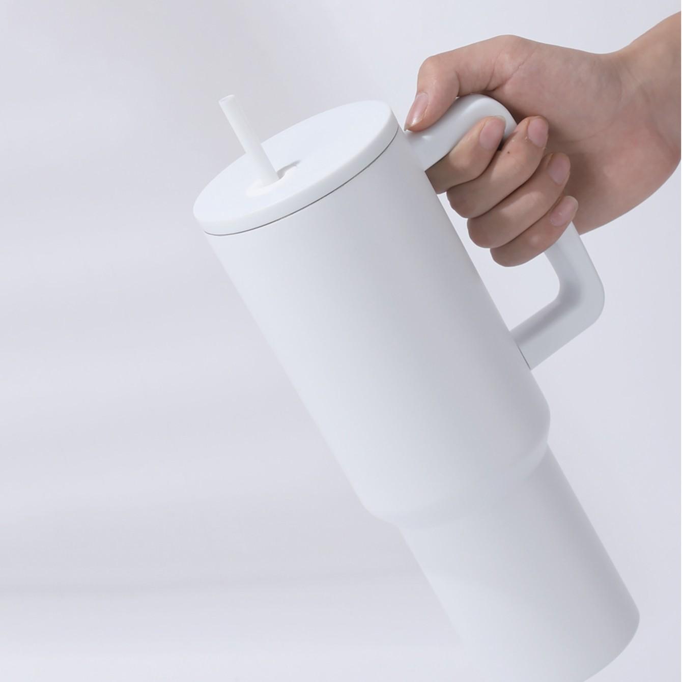 Portable Stainless Steel Insulated Cup 40oz, Reusable Water Bottle, Durable Leak-Proof Design, Ideal for Outdoor Activities