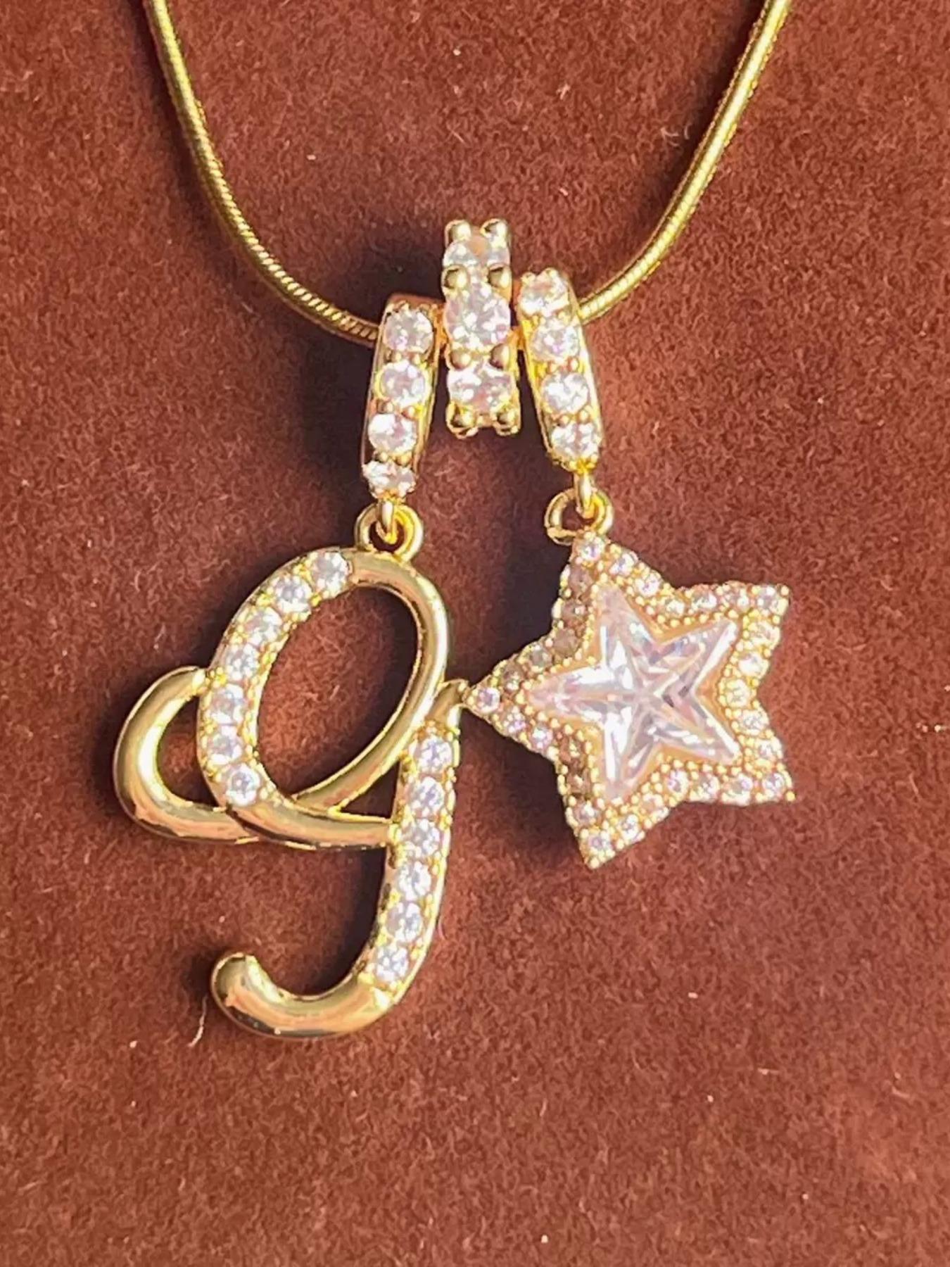 Elegant Sweet 26 Letter Zirconia Star Pendant Necklace, Necklace Initial, High End Necklace, Perfect Gift for Mom Or Girlfriend for Valentine's Day, Mother's Day & Birthdays, Personalized Jewelry Gift