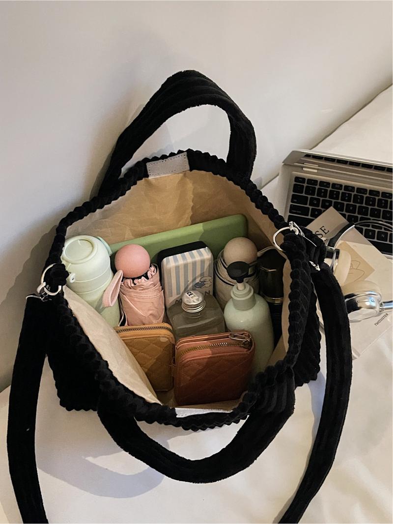 Relaxed fit, large capacity corduroy handbag, Crossbody Purses, casual crossbody bag, commuter shoulder bag, Hobo shoulder bag, tote bag. Suitable for commuting, shopping, leisure outings, work, etc.