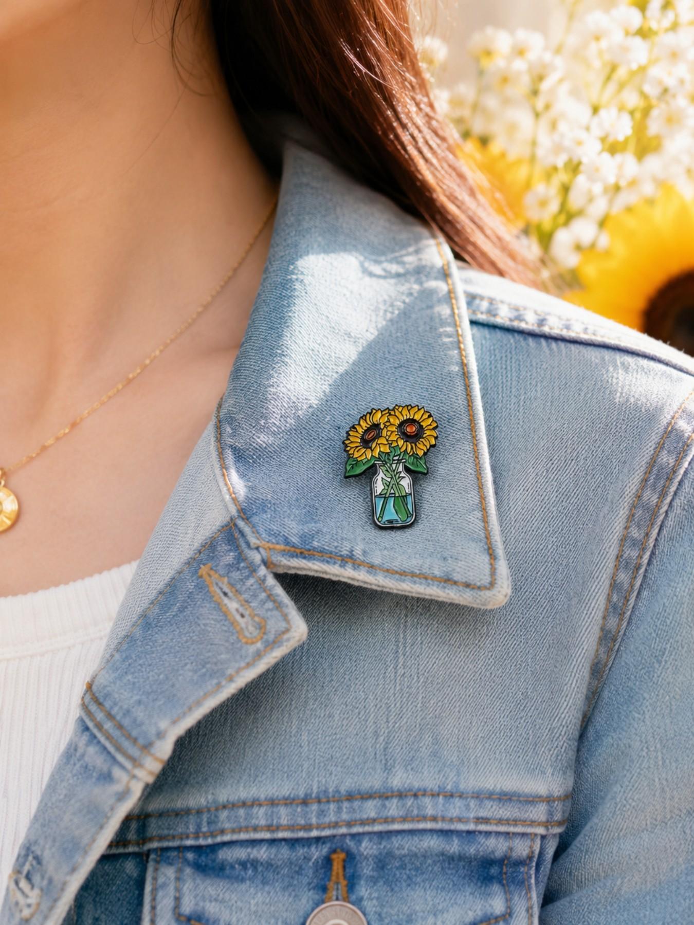Floral Sunflower Jar, Enamel Pin Brooch, Collectible Pins, Durable Alloy Hard Enamel, For Women Garden Lovers Pin Fans Collectors, For Tote Bags Denim Jackets Lapels, Cheerful Aesthetic Style, Charming Gift for Best Friends Sisters Coworkers