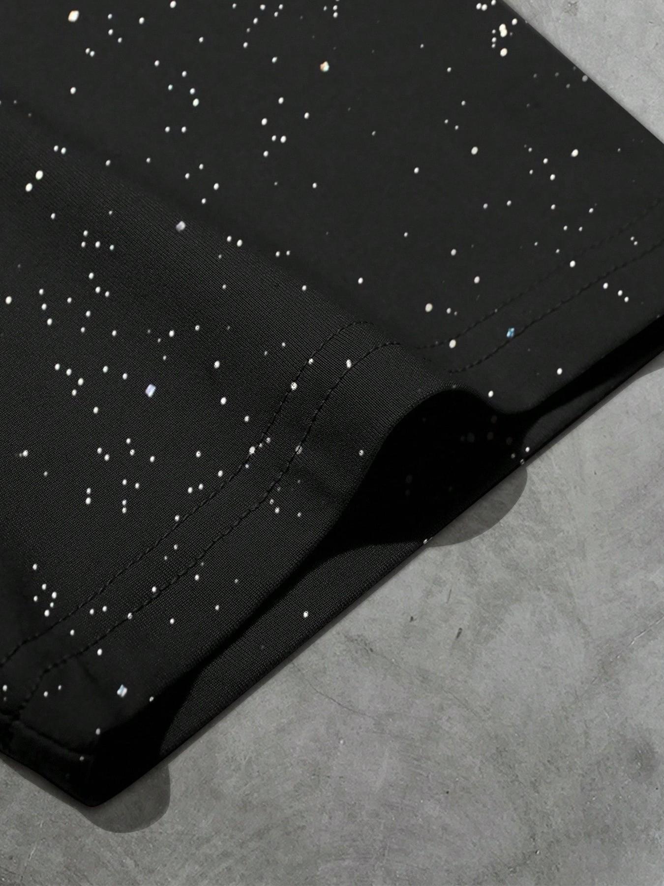 Men's Casual Short Sleeve T-Shirt, Bold Lip Print, Teeth & Dollar Sign, Silver Color Fabric, Slim Fit, Summer Streetwear