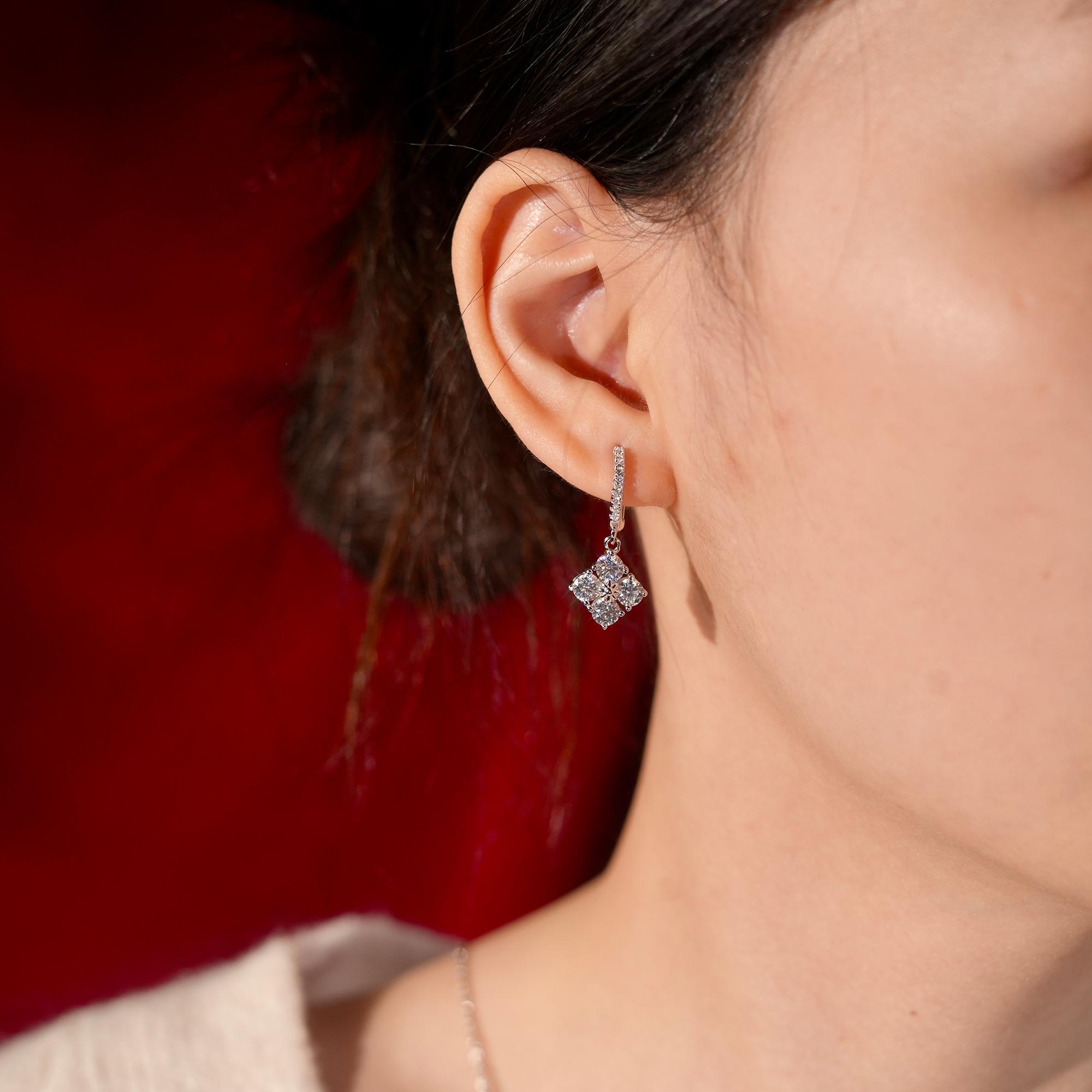 【#395】Elegant 1.2CT Clover Synthetic Moissanite Jewelry in 925 Sterling Silver