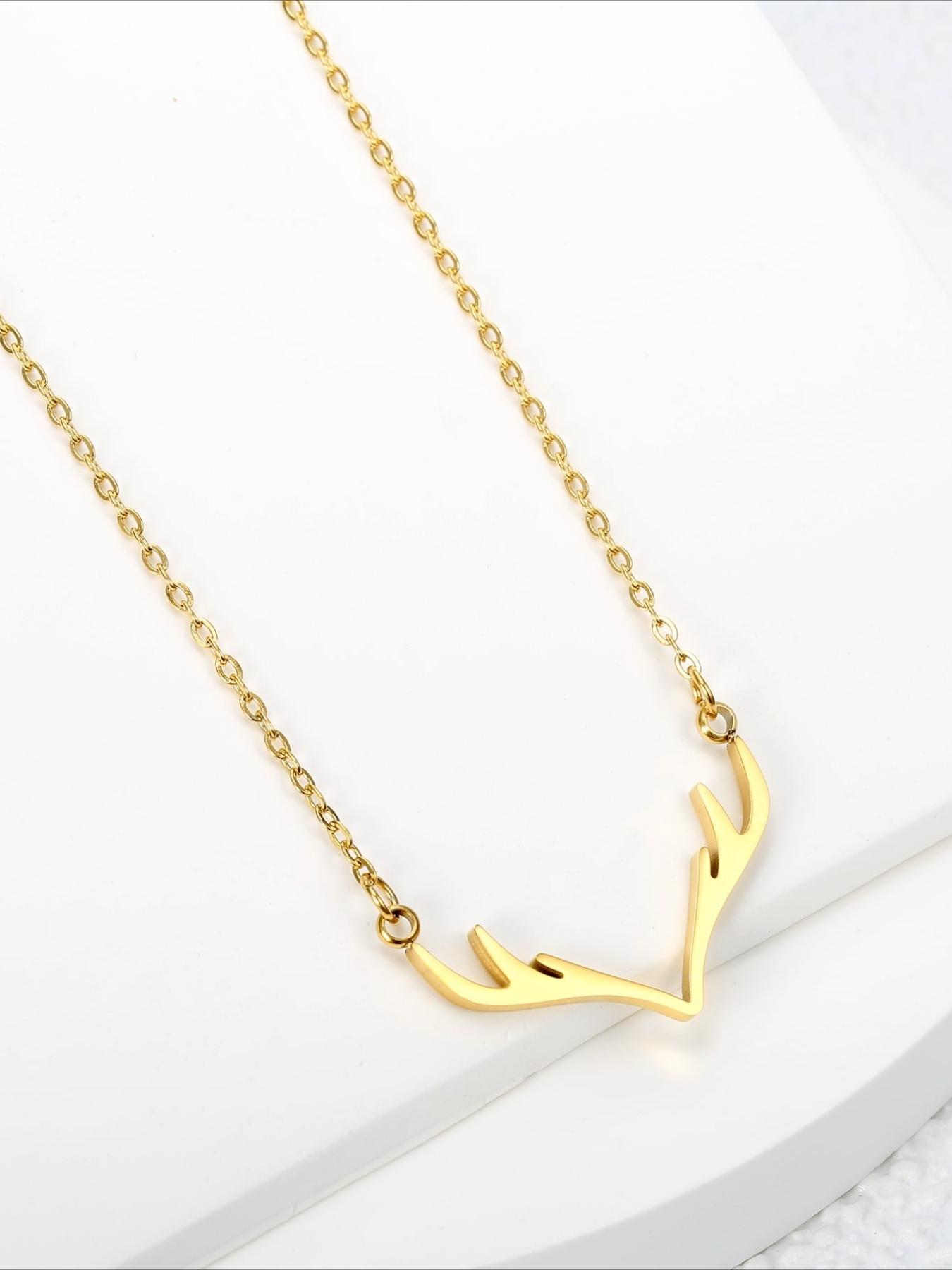 Small Niche Design Deer Antler Pendant Necklace Made of Stainless Steel That Does Not Fade and Is Versatile for Daily Necklaces