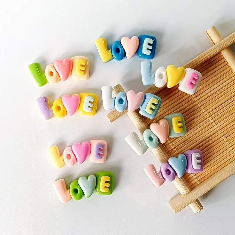 20 Random Colorful Love Heart Resin DIY Craft Supplies, Cup Stickers, Hair Clips, Jewelry Accessories, Creative Decoration Materials