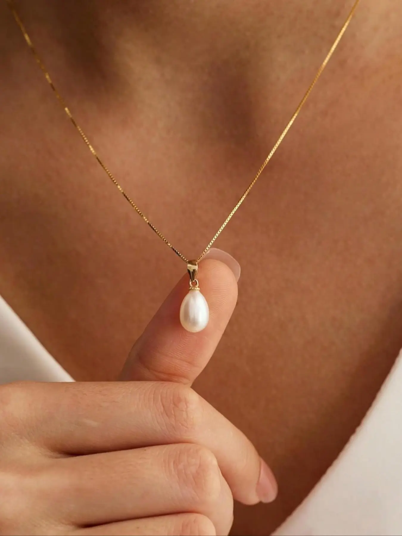 French Elegant Teardrop Pearl Necklace, Chain, Adjustable Length, Perfect for Daily, Travel, Date, Summer
