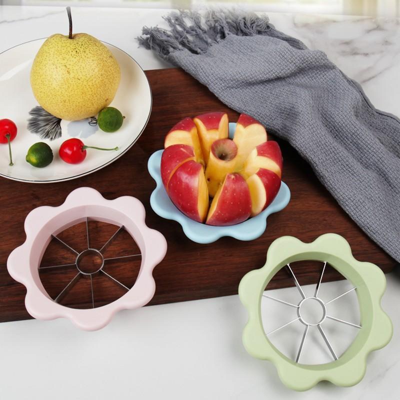 Apple Slicer Cutter, Kitchen Tool for Fruit Cutting, Easy-To-Use Apple Divider, Perfect for Home Cooking, Durable and Efficient Design