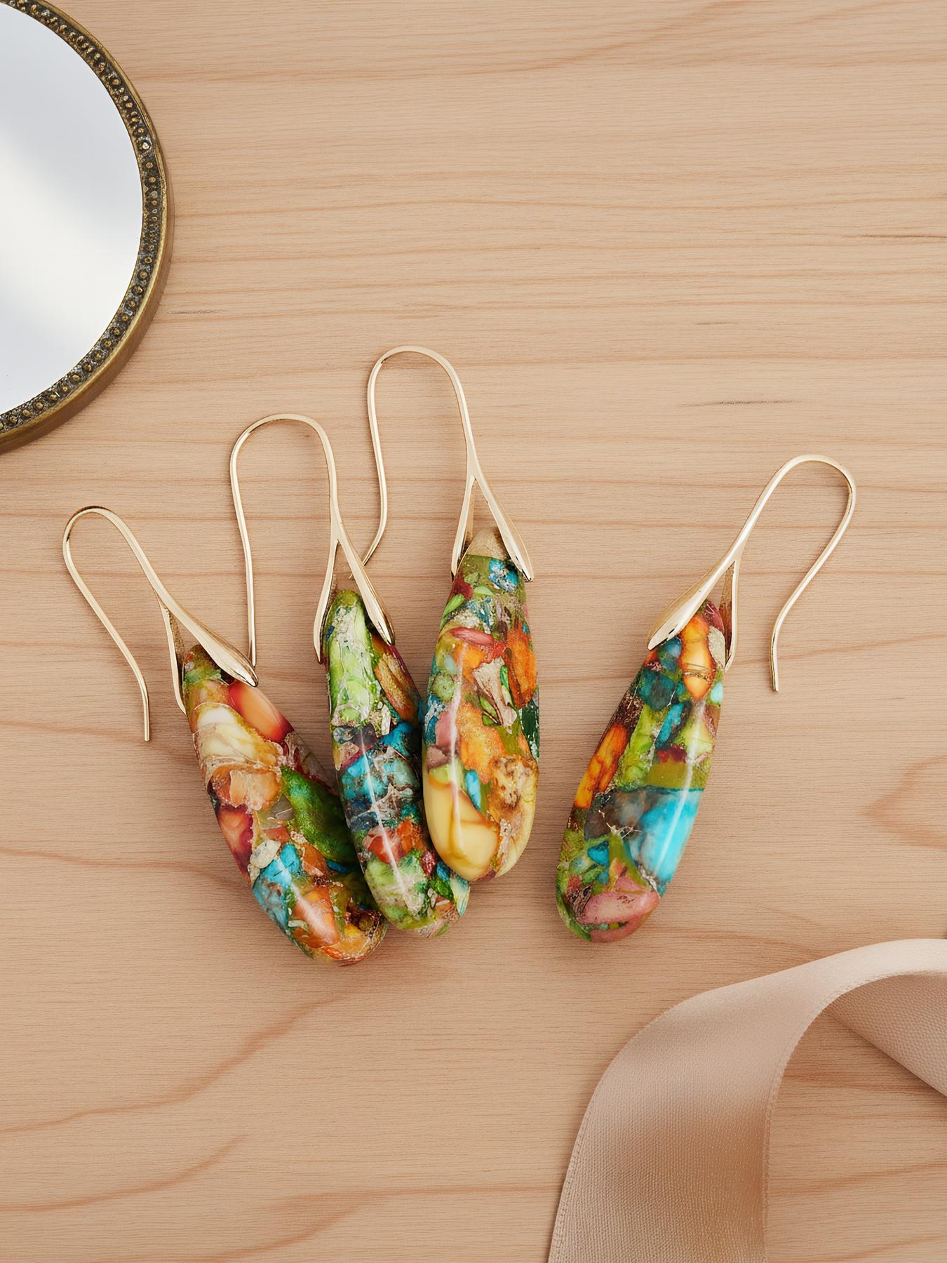 Natural Healing Stone Fish Pendant Earrings, Boho Ditsy Floral Jewelry Set, Copper Plated, Hypoallergenic, Ideal Gift for Couples