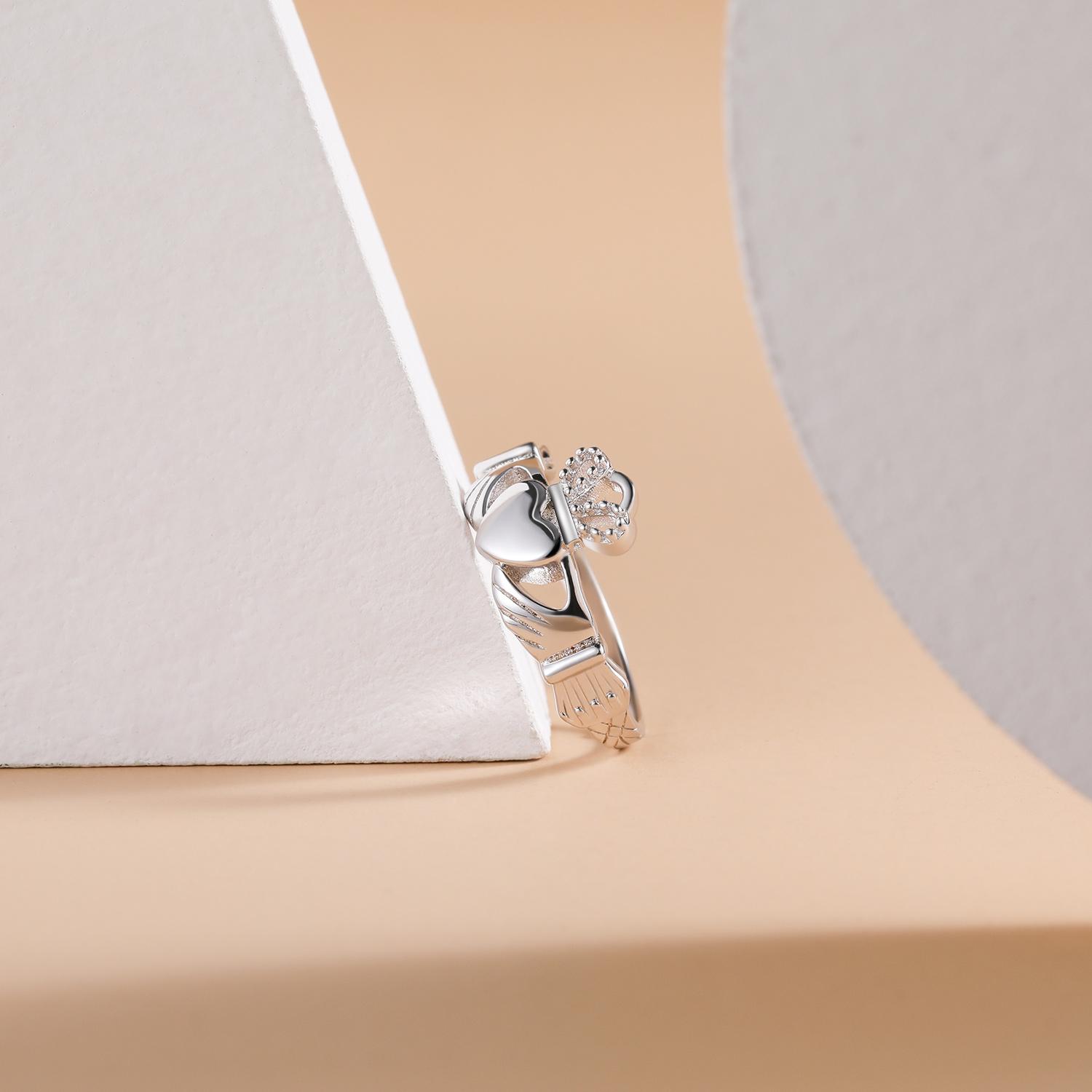 EAMTI 925 Sterling Silver Women's Claddagh Irish Ring Love Heart Celtic Knot Crown Engagement Wedding Band