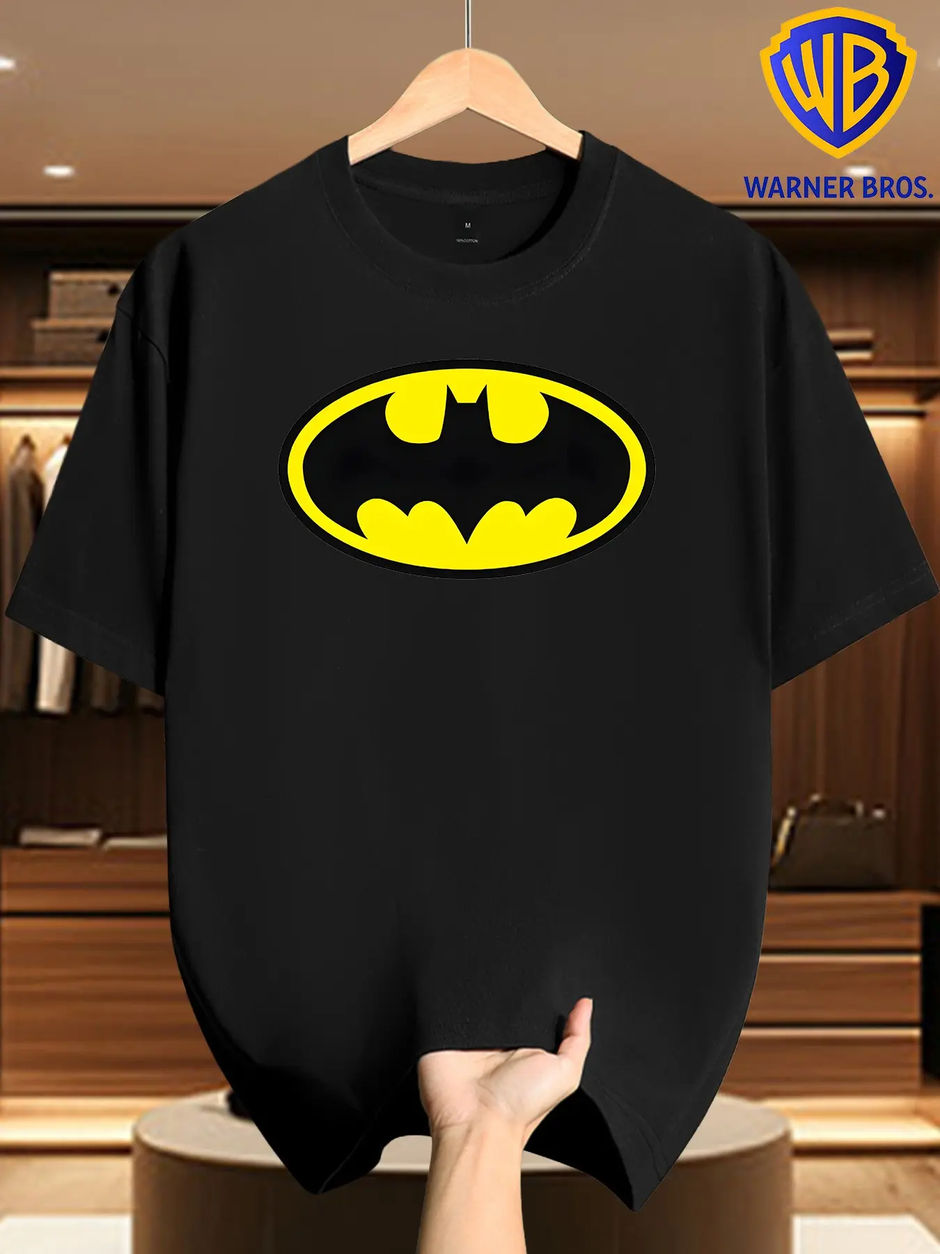 Warner Bros Men's Classic Batman Logo T-Shirt, Retro Superhero Symbol Print, Casual Long Sleeve Streetwear Top, Loose-Fit Unlined Design
