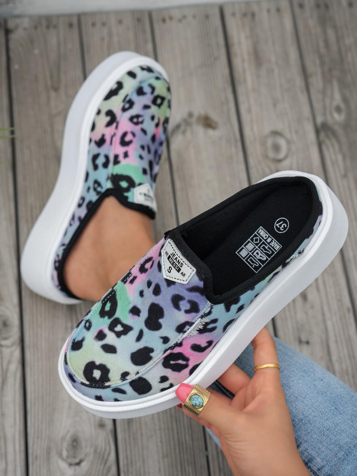 2026 Women’s new styles: brown, black, gray, green. pink, leopard print. colorful. milk-colored. black and white. thick-soled mules. large size, comfortable, casual, slip-on design. suitable for school/vacation.