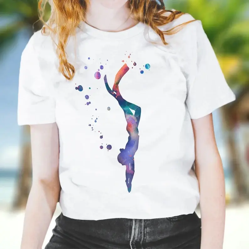 Unisex Watercolor Scuba Diver Sports Top, Long-Lasting Print Round Neck Tee, Machine Wash Safe Universal Fit Outdoor Clothing