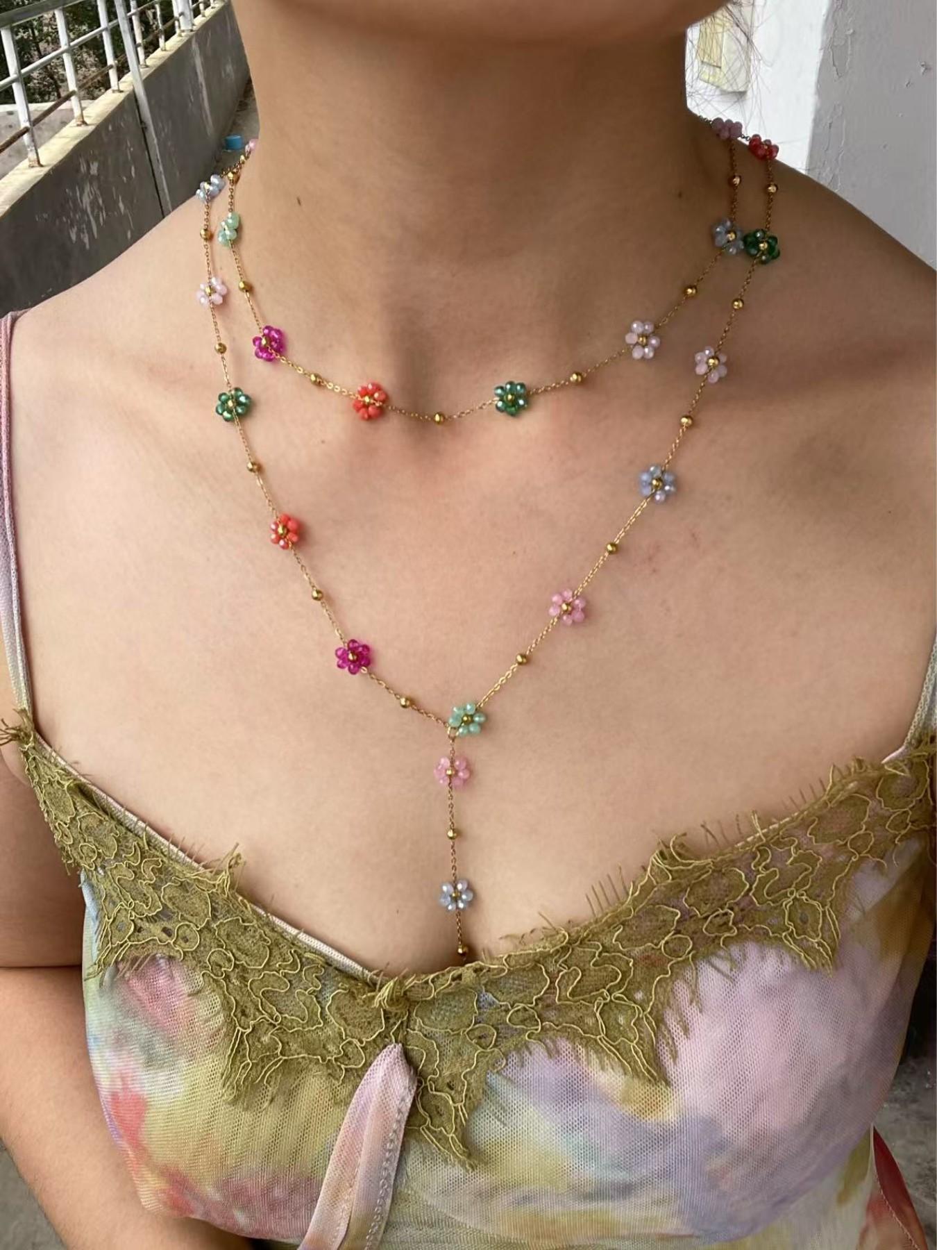 Boho Style Colorful Beaded Flower Necklace Set, Handmade Daisy Pendant Fringe Design, 14k Gold Plated Chain Jewelry Gift