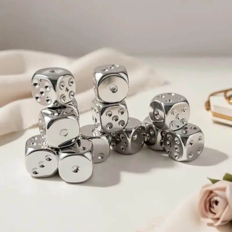 [Light Luxury Silver Anti-Loss Metal Dice] 4pcs Precision Electroplated Aluminum Alloy Hexahedral Dice - Solid, Heavy-Duty Bag Accessory with Durability for Entertainment Board Games, KTVs, Luxury Enthusiasts