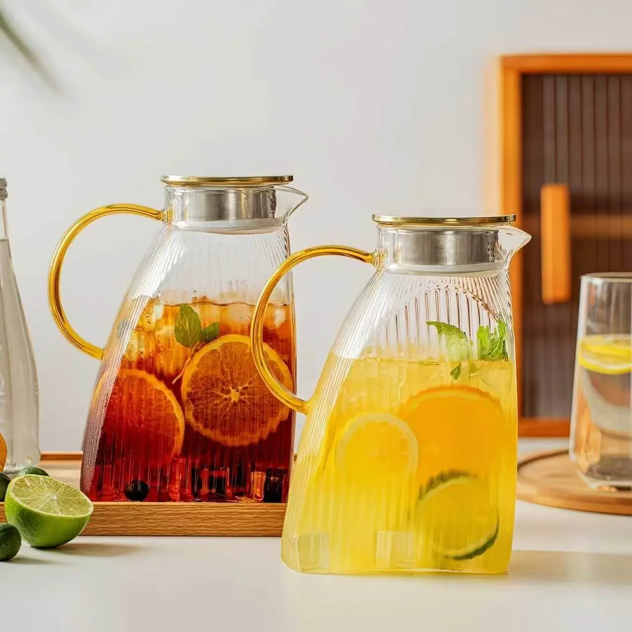 Glass Vertical Striped Water Pitcher, Juice Pitcher with Handle & Metal Lid, Large Capacity Leakproof Glass Carafe with Stainless Steel Filter, Fridge-Friendly Jug for Hot & Cold Beverages, Heat Resistant for Iced Tea, Lemonade, Tabletop Decor