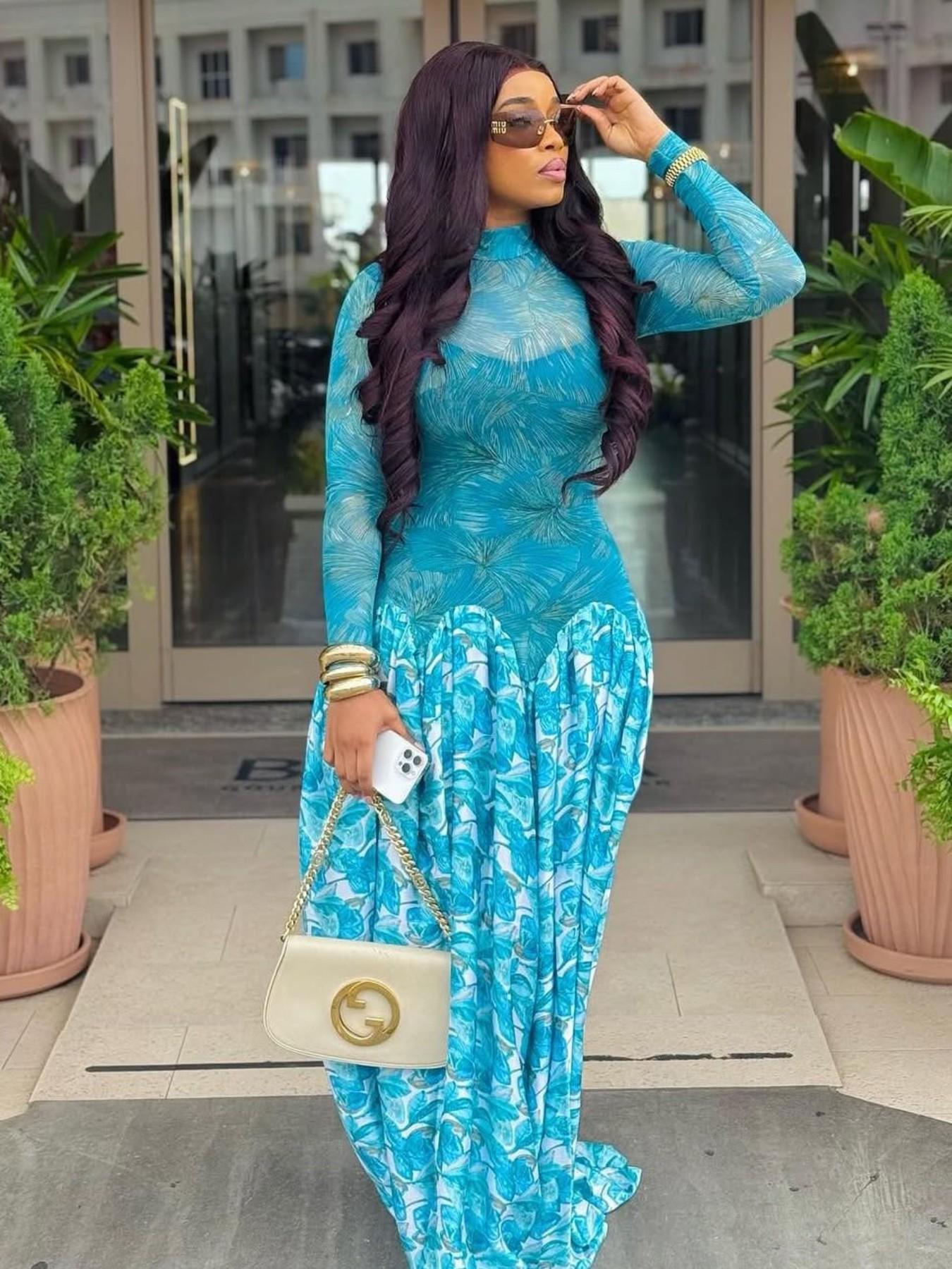 Women's Colorful Abstract Print High Neck Maxi Dress Boutique Flowy Ball Gown for Evening Party Wedding, Evening, Holiday