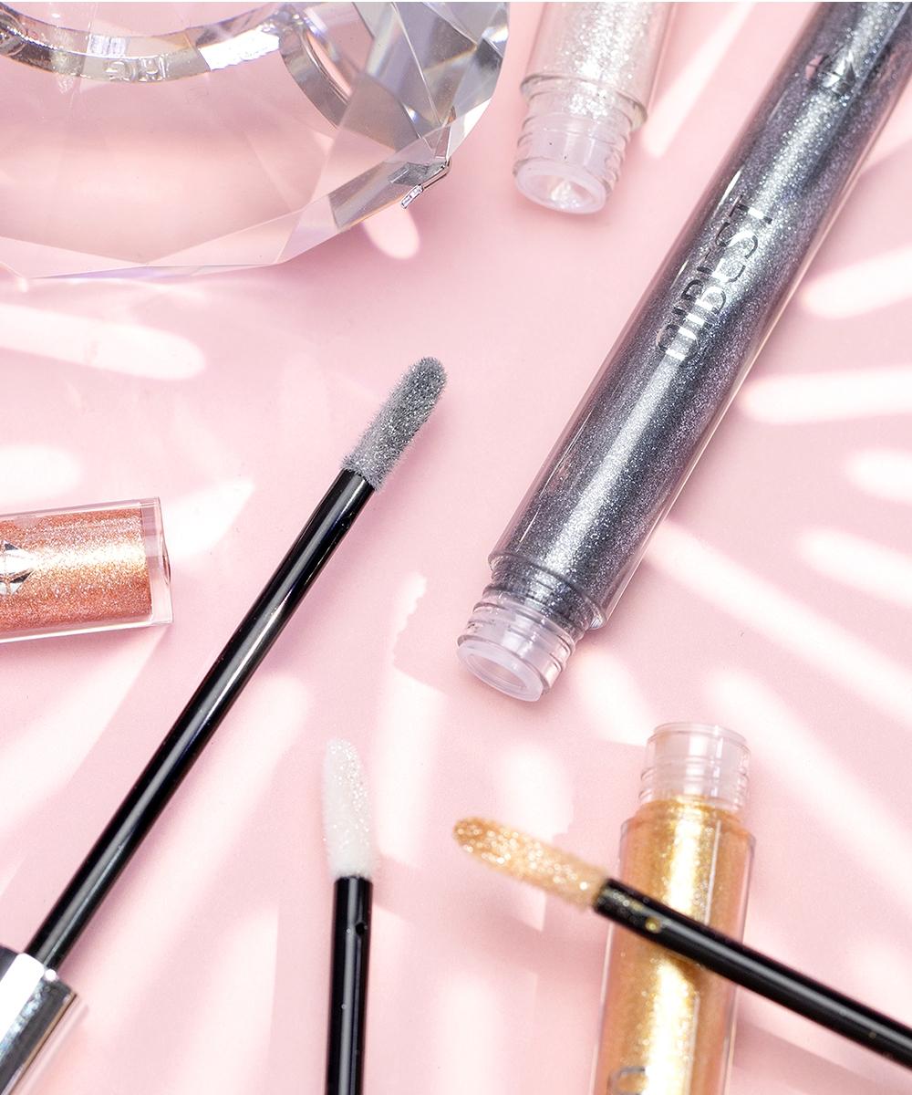 Liquid Lipstick Gloss, Dual-Use Eye Shadow and Lip Color, Long-Lasting, Easy Application, Shimmer Finish, Silver Gold Colors