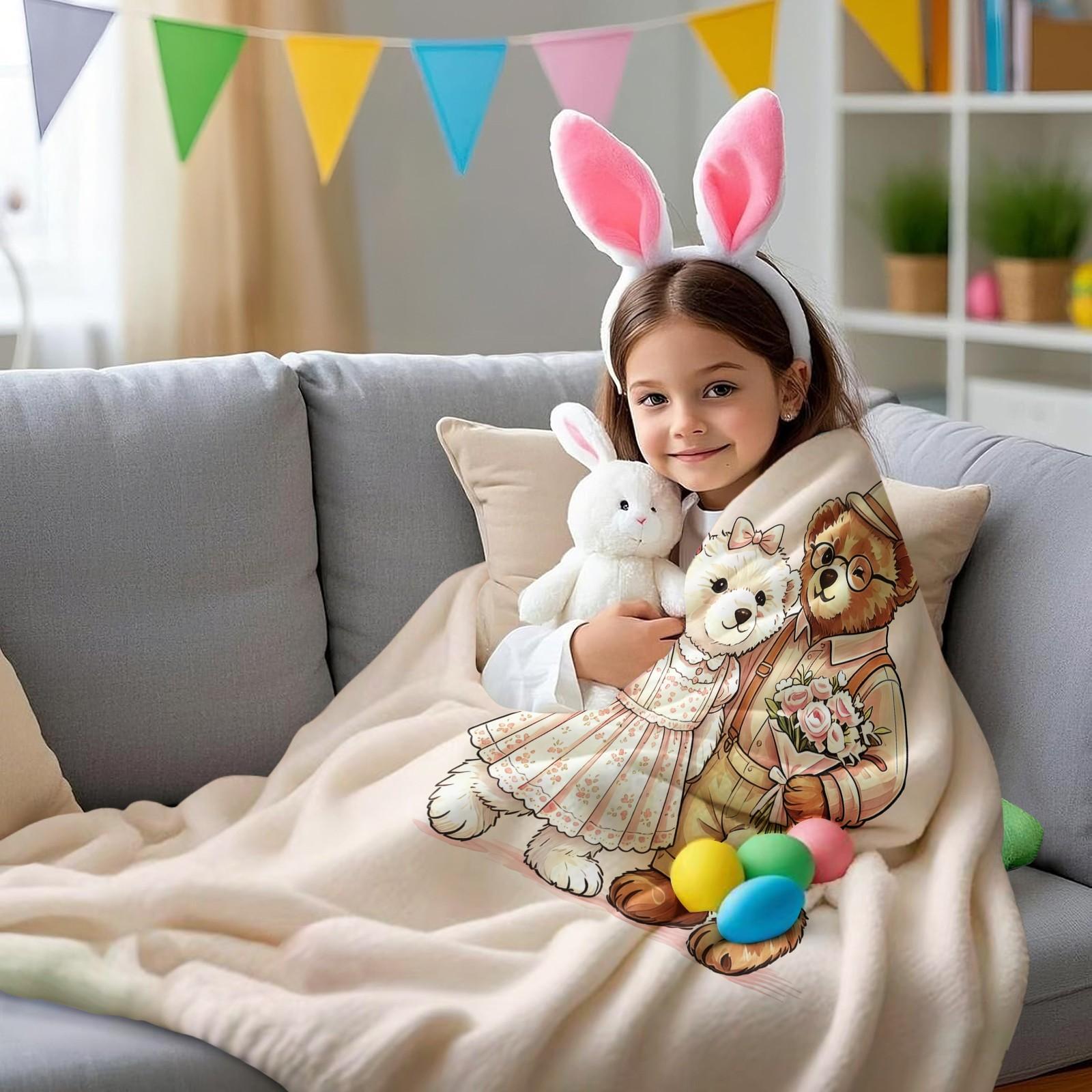 Cute Couple Bear Throw Blanket, Soft Skin-Friendly Plush Fleece, Lightweight Cozy Blanket for Couch Bed Office, Sweet Romantic Bear Print, for Girls Teens Women, All Seasons, Aesthetic Room Decor, Perfect Gift