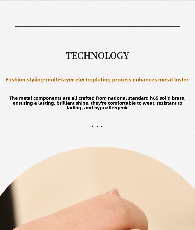 European and American layered matching diamond-shaped honeycomb ring, one-carat women's imitation moissanite ring, direct wholesale from manufacturer