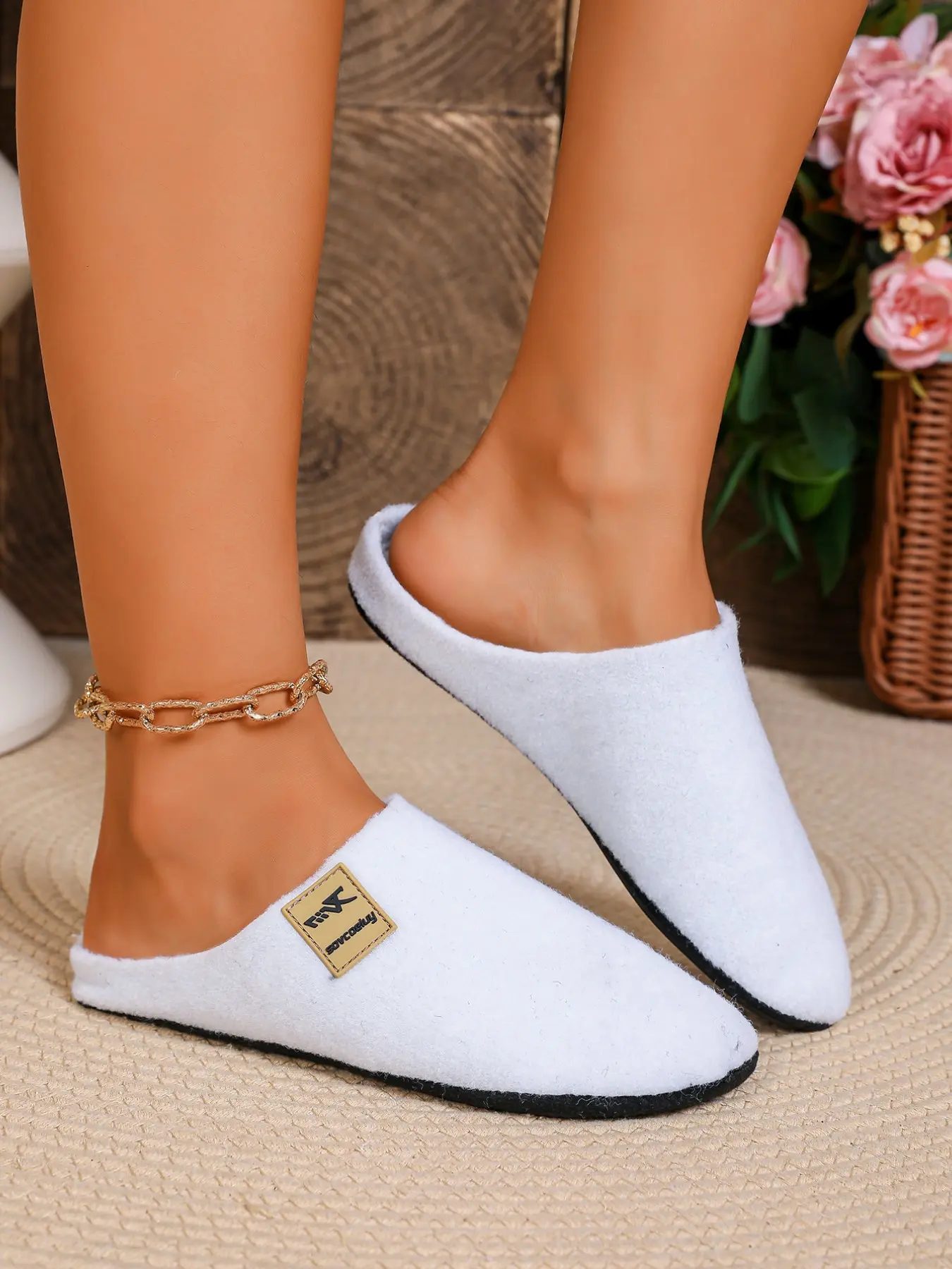 Women's Plus Size Wide Fit Indoor Slippers, Soft Plush Toe Slip-On Shoes, Lightweight Non-Slip Comfortable Home Footwear, Winter Daily Use