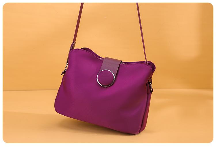 Elegant Crossbody Handbags for Women, Solid Oxford Cloth Commuter Bag with an Adjustable Wide Strap and Ring Accent, Crossbody Bags For Women, Hangable, Casual Commuting Bag, Casual Shoulder Purse