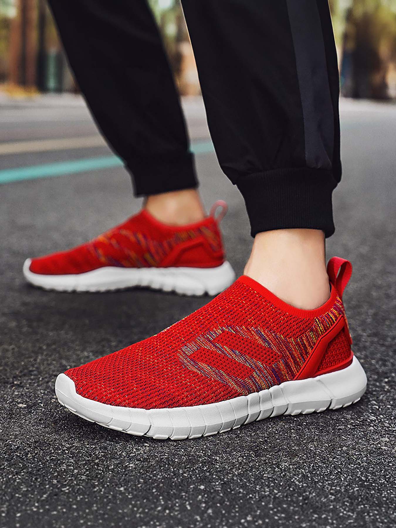 Men's Flyknit Sneakers, Breathable Lightweight Soft-Soled Athletic Casual Shoes, Suitable for Daily Wear