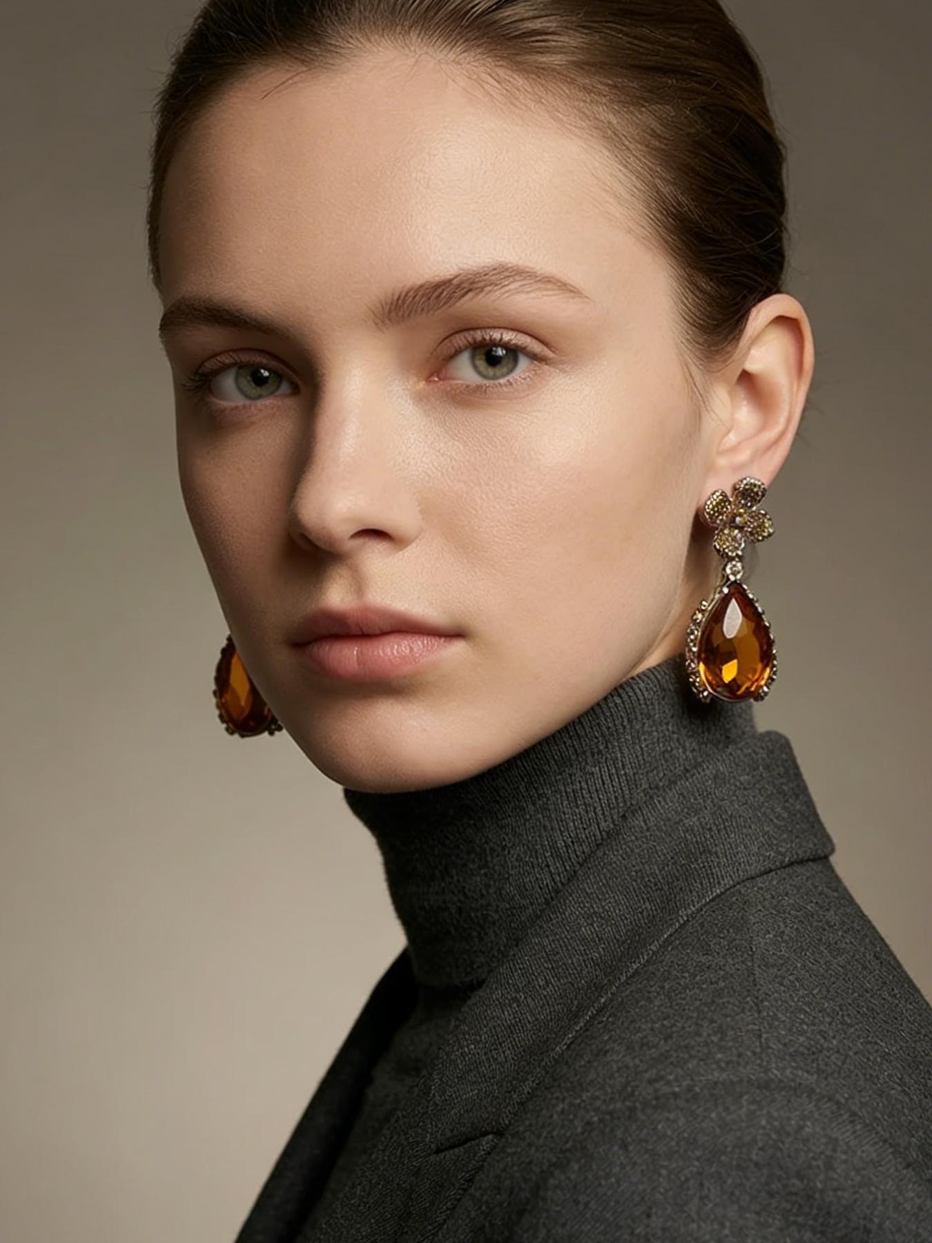 1 pair of retro elegant amber style pendant earrings, suitable for daily commuting, vacation and dating, and is also a surprising and exquisite small gift.