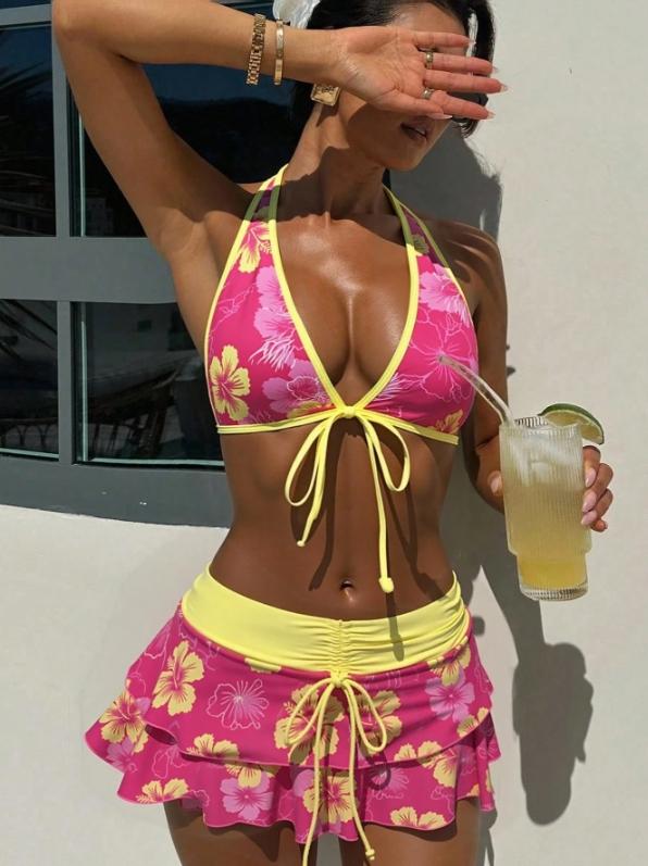 Women's Summer Beach Festival Print Halter Bikini Set, Casual Vacation Style, Fitted Tank Top and Skirt Three-Piece Suit, Bikini Outfits Women's Summer Beach Festival Print Halter Bikini Set, Casual Vacation Style, Fitted Tank Top and Skirt Three-Piece Suit, Bikini Outfits
