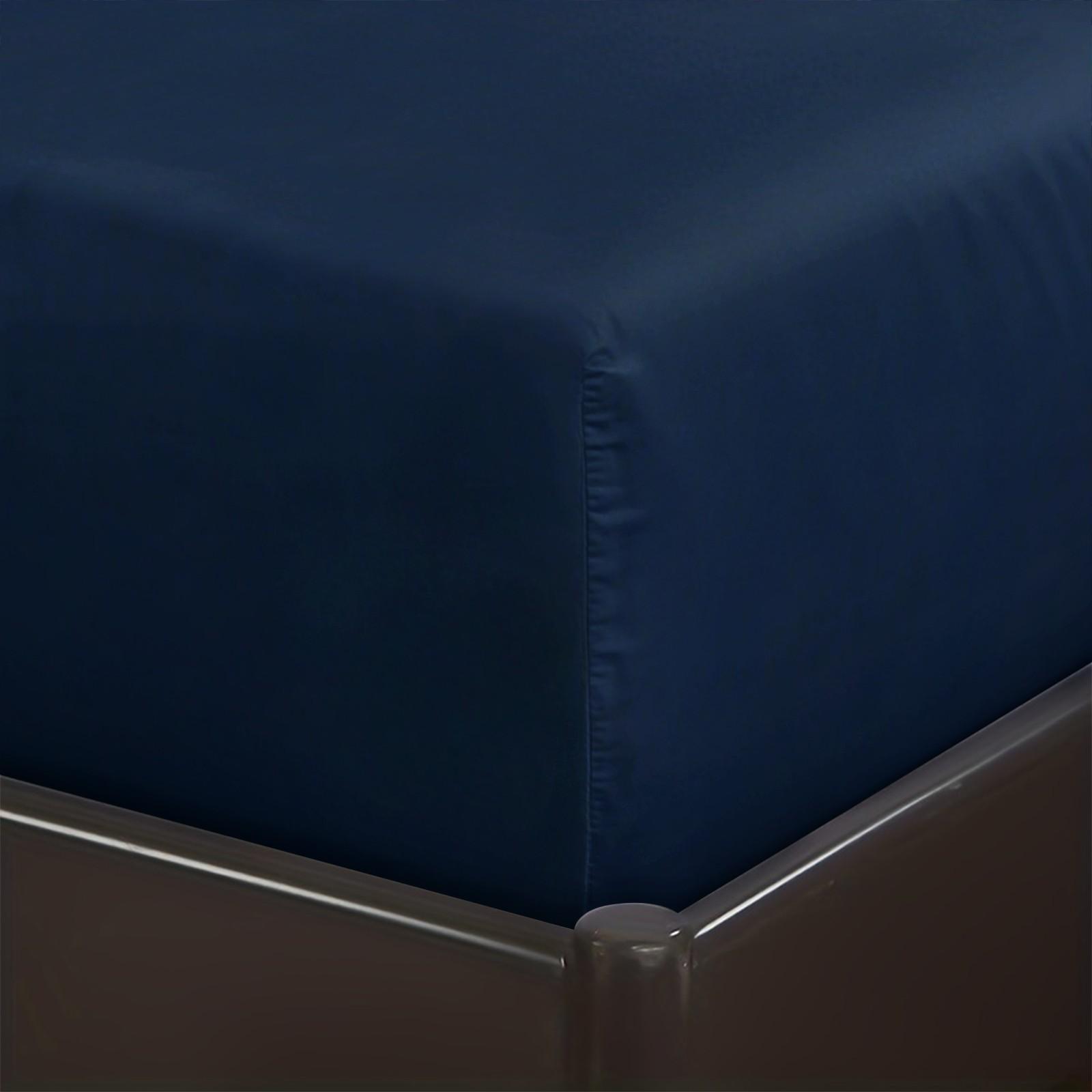 Teddy Bear Pattern Bed Sheet, Comfortable Printed Pattern, Includes 1 Bed Sheet and 2 Pillowcases, Comfortable Bedding, Non slip Dust Cover Suitable for Bedroom and Guest Room, Suitable as a Gift for Children or Adults