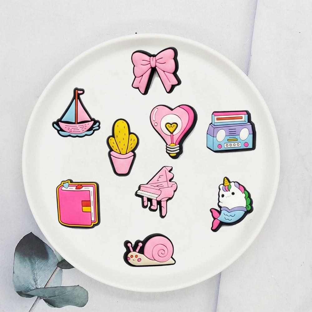 15 Pcs Cartoon pink series PVC Shoe Accessories, Comfortable Durable Fashionable, Birthday Gift, Charismatic Personalized Shoe Buckles for Girls