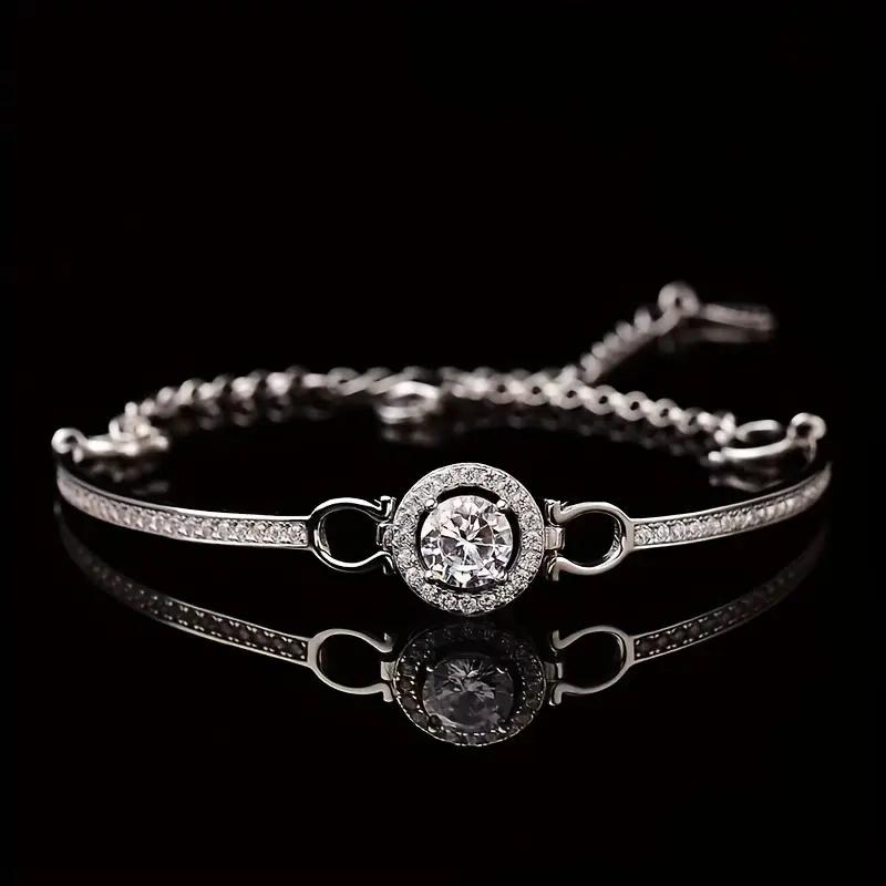 Zircon Bracelet, Moissanite Diamond Mobius Bracelet Accessories for Women's Wedding Engagement 925 Silver Daily Noble Exquisite Accessories Gift