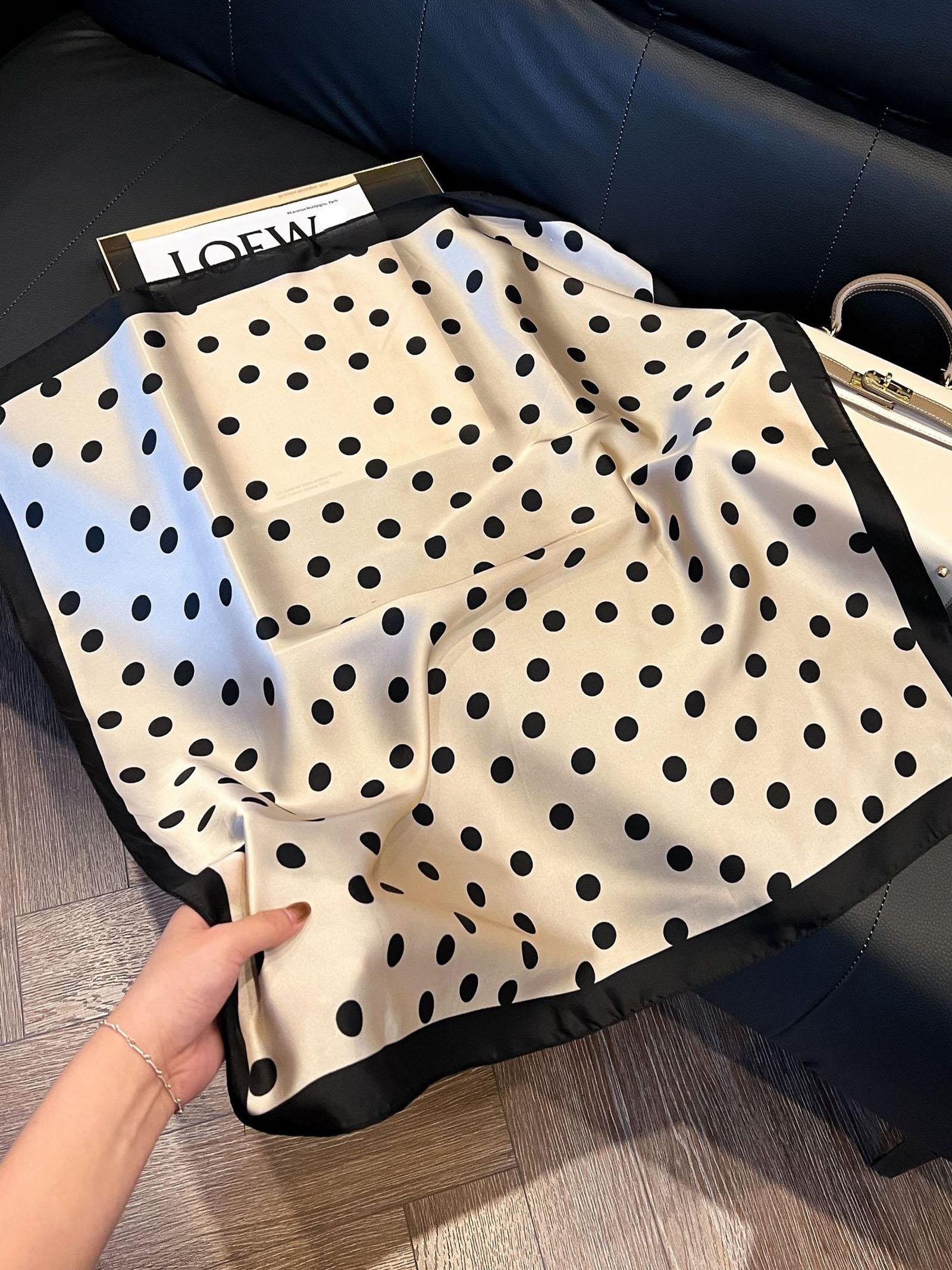 Elegant Satin Scarf Shawl Wrap, Lightweight Soft Fabric Design, Perfect Accessory for Stylish & Daily Use，scarfstyle，satin scar，headscarff，summer scarf，scarf hairstyle，vacation scarf，sun protection scarf