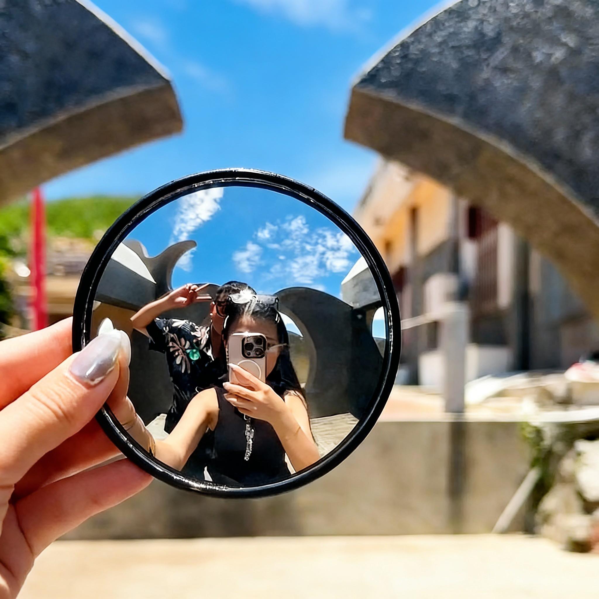 Stylish Wall‑Mounted Convex Fisheye Mirror, Wide‑Angle Selfie Must‑Have, Modern Industrial Home Decor