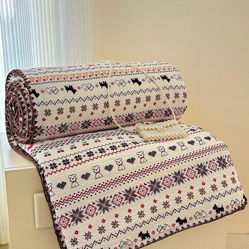 YHFYHF Nordic Style Lightweight Summer Quilt, Breathable Polyester Fiber Blanket, Ideal for Bedroom & Dormitory