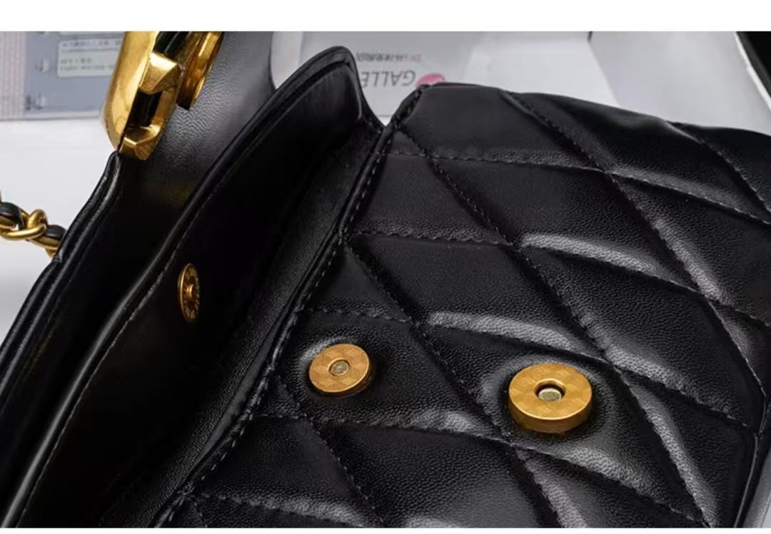 High-End Luxury Women's Bag, Rhombus Chain Fashion Fajita Underarm Bag, Versatile Classic Retro Single Shoulder Crossbody Bag