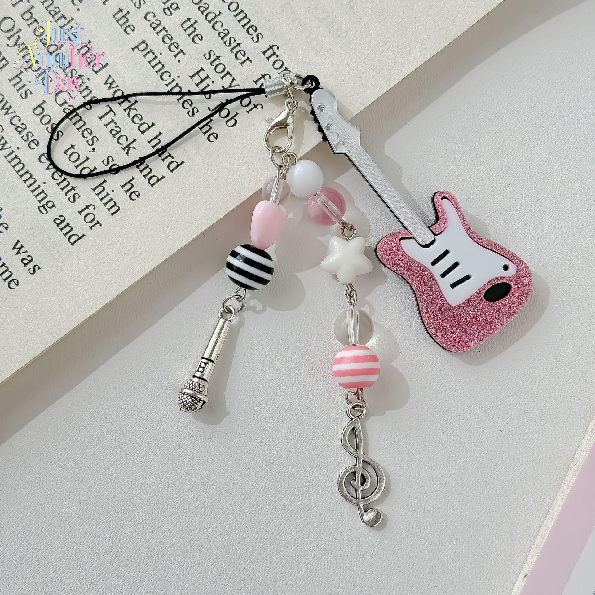 Y2K Pink Guitar Phone Charm, Millennial Style Beaded Keychain with Star & Music Note Details, Cute Bag & Photocard Holder Accessory