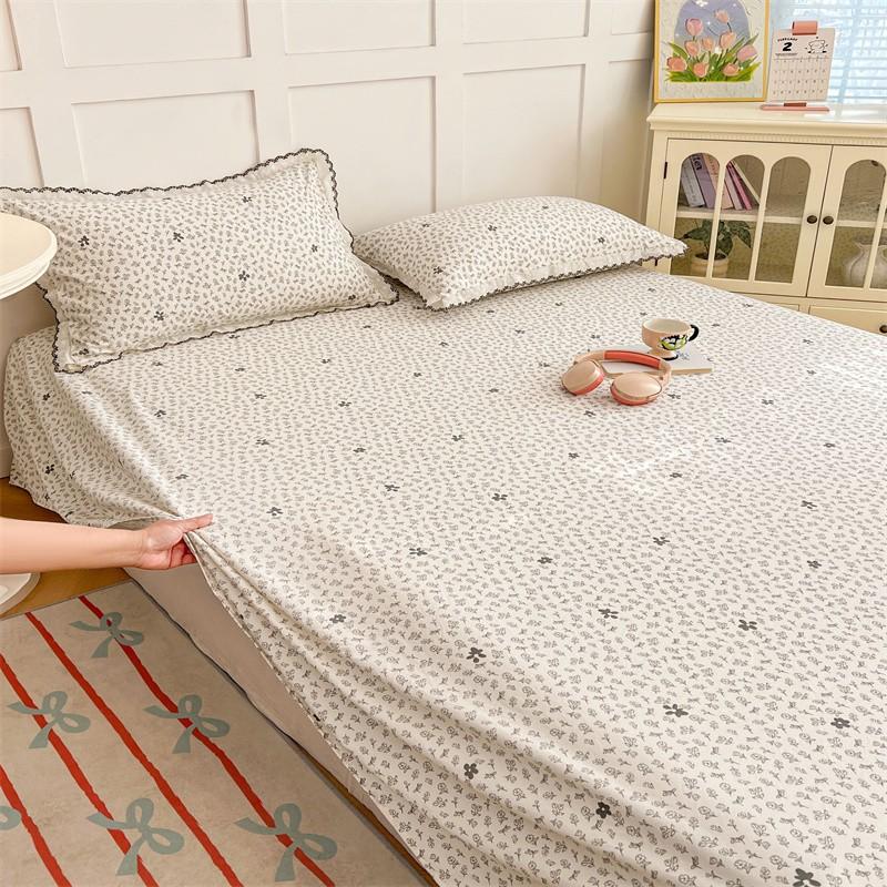 High-Quality Floral Sheet, Soft and Breathable, Lightweight, Suitable for All Seasons, Ideal for Bedroom and Guest Room