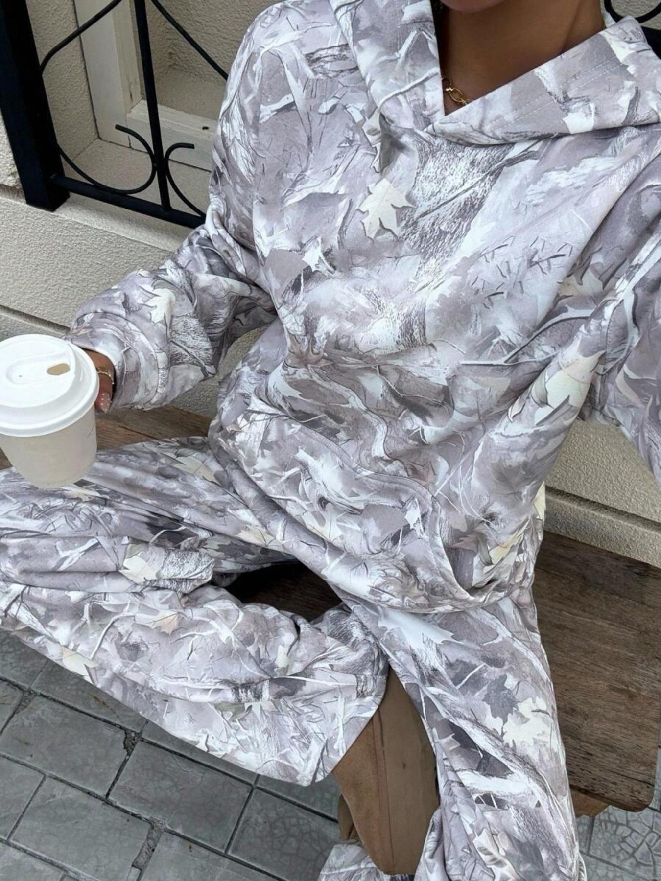 Women's Casual Fall Winter Hoodie Set, Long Sleeve, Camouflage Print, Elastic Waist Pants, Loose Fit, Thick Fabric, Daily Wear