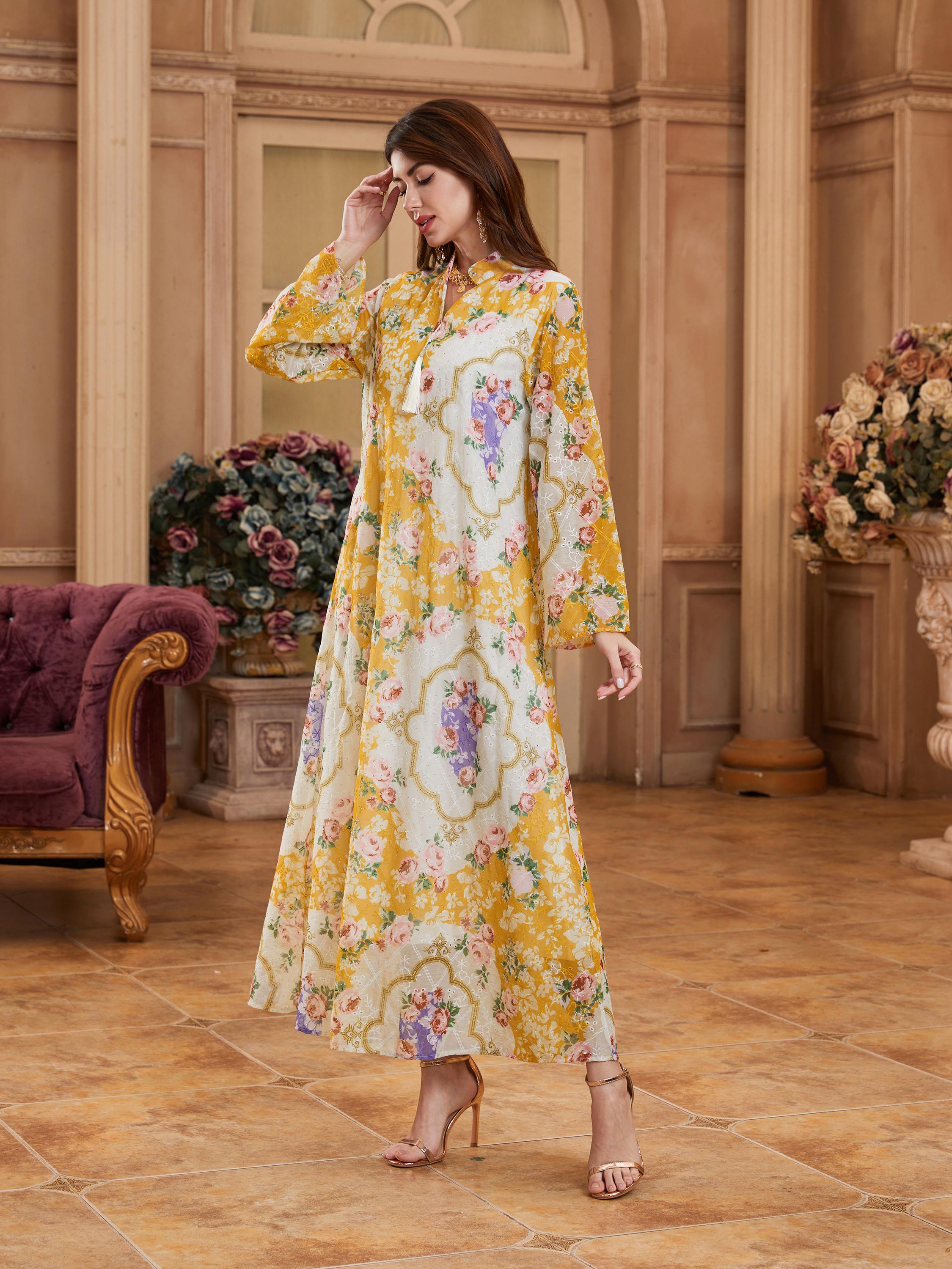 Middle Eastern Muslim Breathable Floral Long Sleeve Dress, Stand Collar Fringe Pendant, Sparkling Rhinestone Robe with Lining, Modest Style Islamic Clothing, Muslim Dresses, Modesty Muslim Clothing
